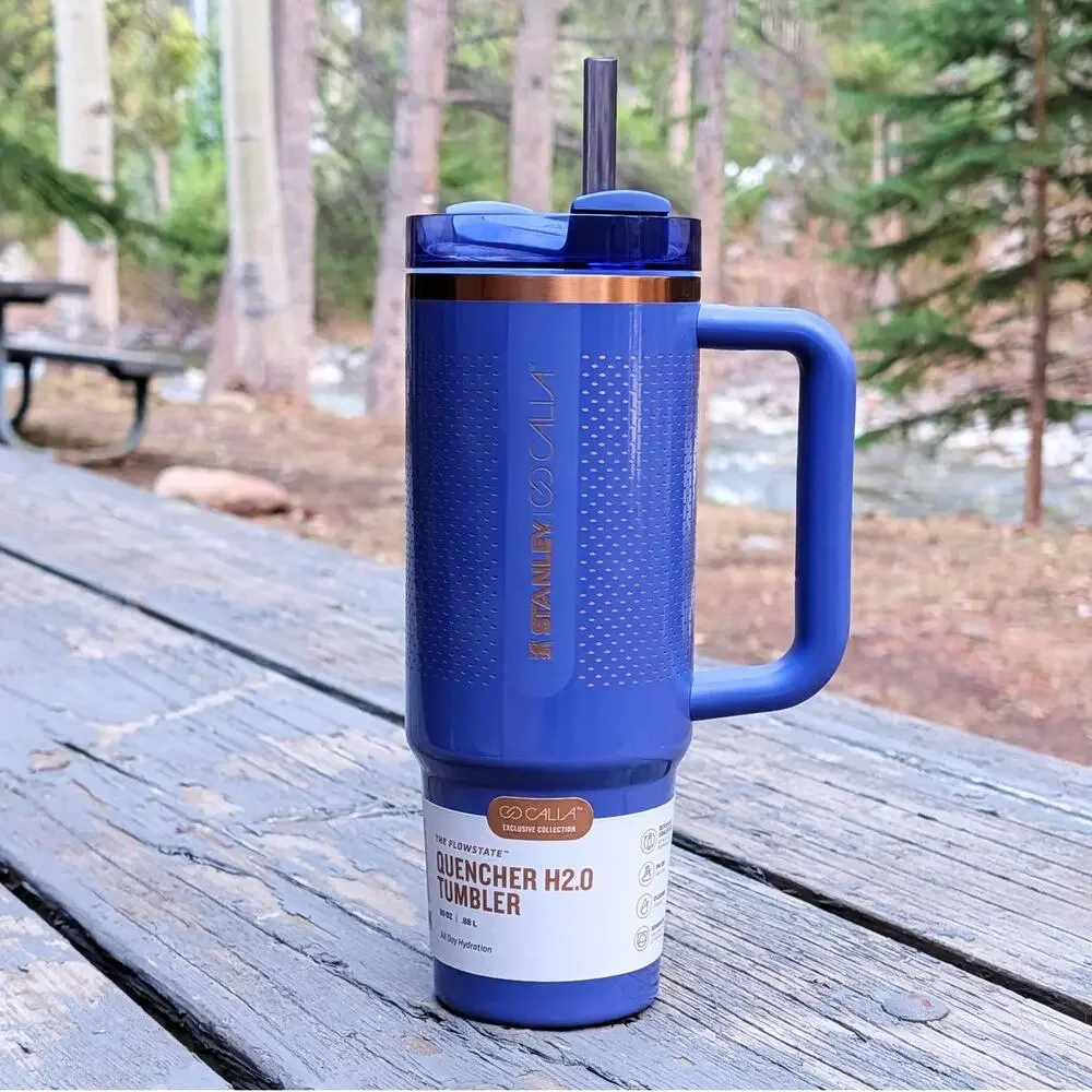 NEW Stanley Quencher H2.0 30oz Tumbler CALIA Exclusive Textured Navy Blue Cup - Picture 3 of 10